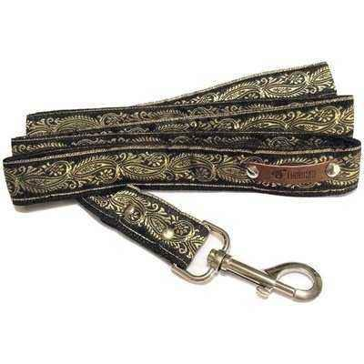 Collars, Harnesses & Leashes
