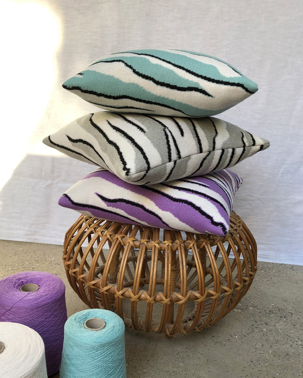 Decorative Pillows & Cushions